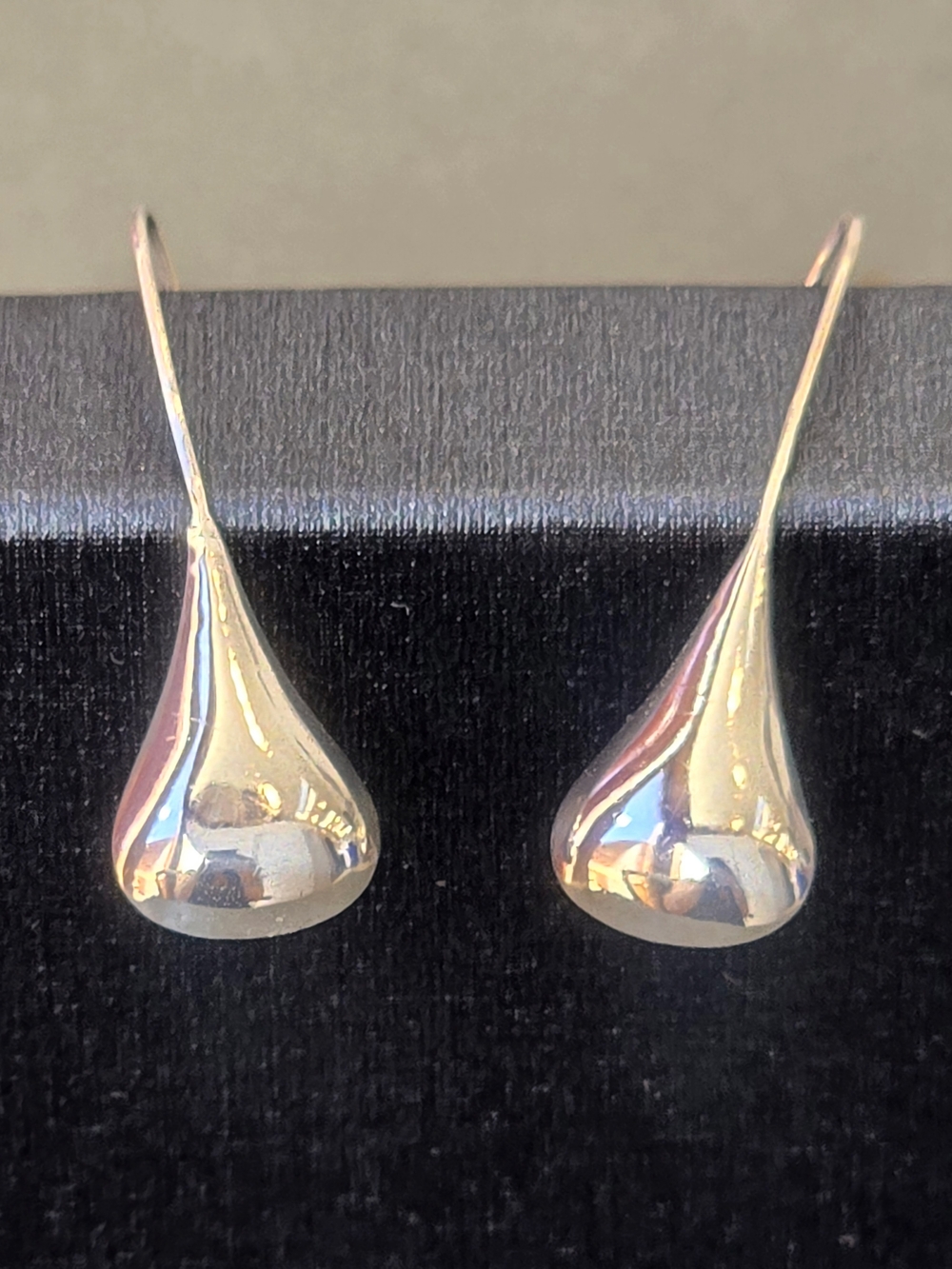 Sterling Silver Teardrop Dangle Earrings - Polished Silver